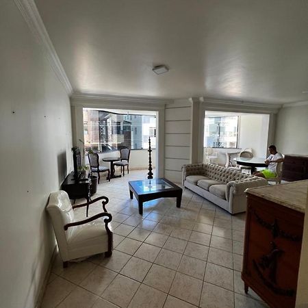 Апартаменты Apartamento Para Temporada Гуарапари Экстерьер фото